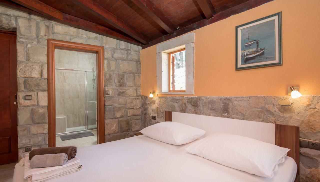 Beach Time Villa Omis Luaran gambar